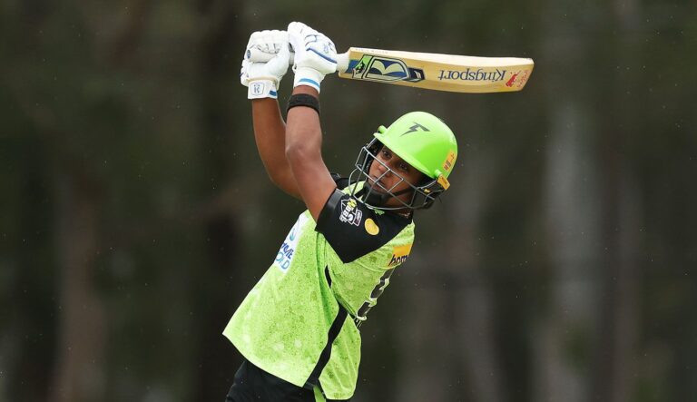 WBBL mid-season takeaways: Grace Harris' bat, TV umpires and Sydney Thunder's revival