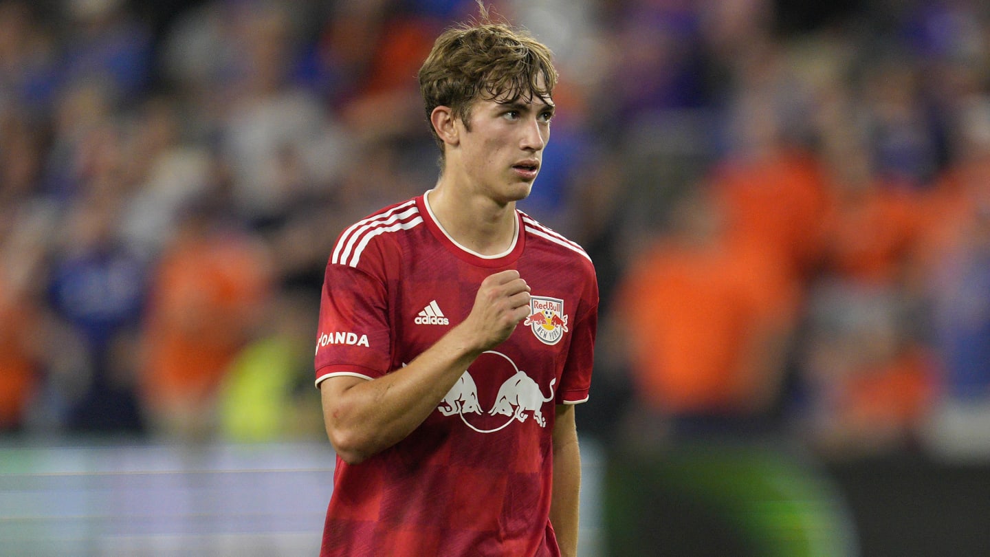 New York Red Bulls sign midfielder Daniel Edelman to four-year contract extension