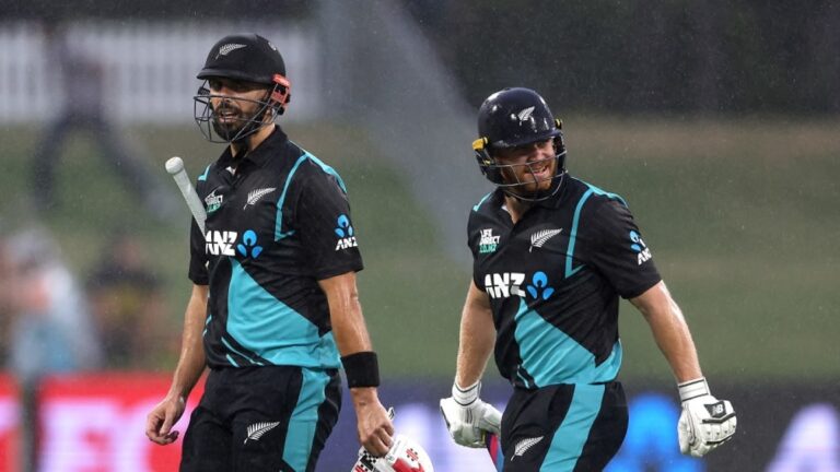 Recent Match Report - New Zealand vs Bangladesh 2nd T20I 2023/24