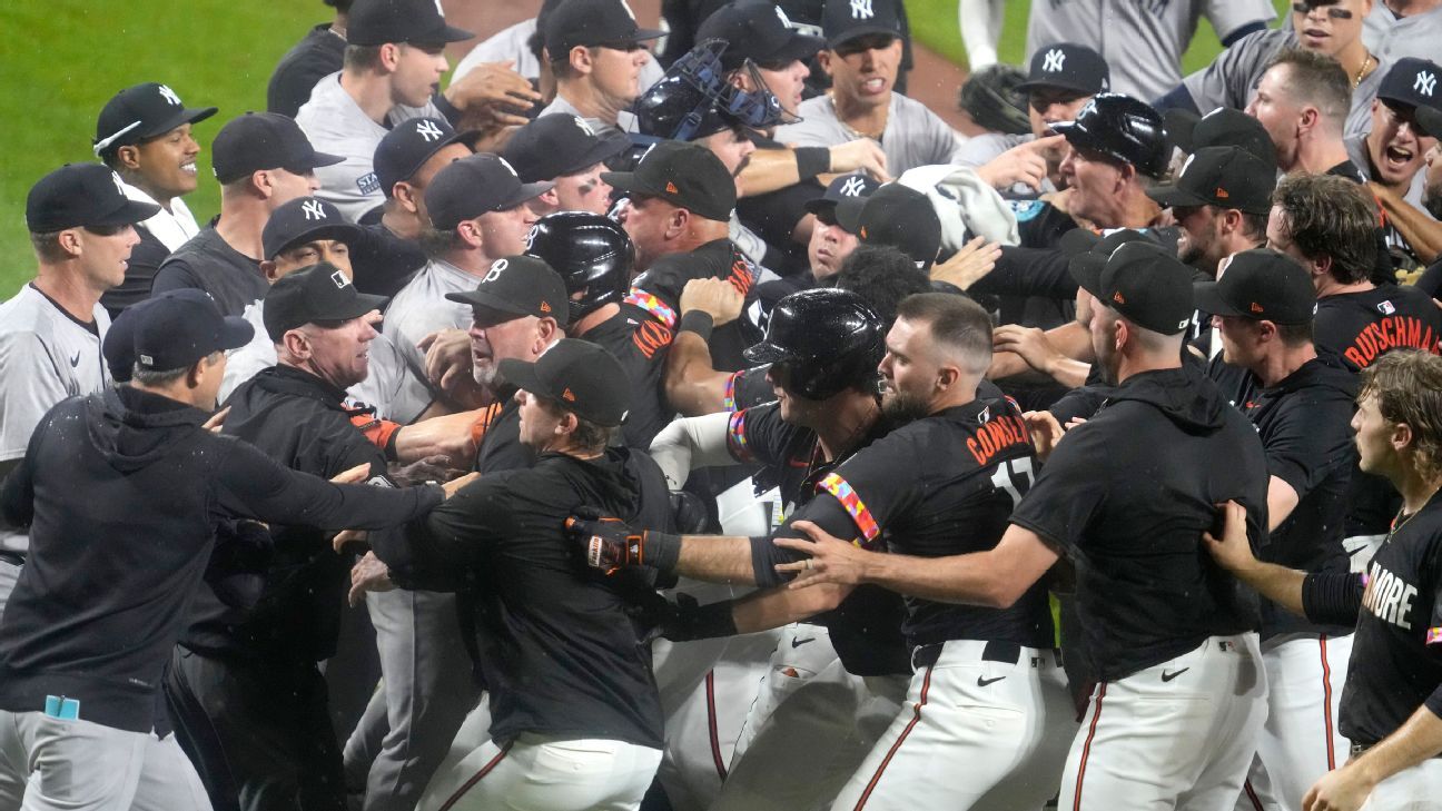 Benches clear in Yankees-Orioles after Heston Kjerstad hit by pitch