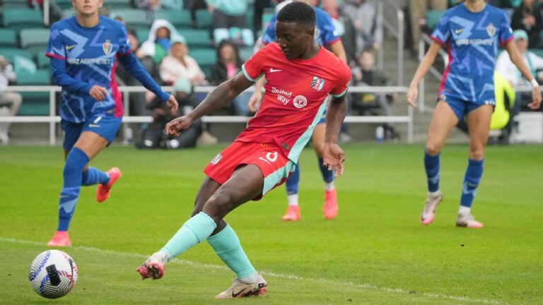 NWSL semifinals: Chawinga available as Current face Pride